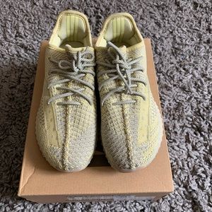 Adidas Yeezy Antlia